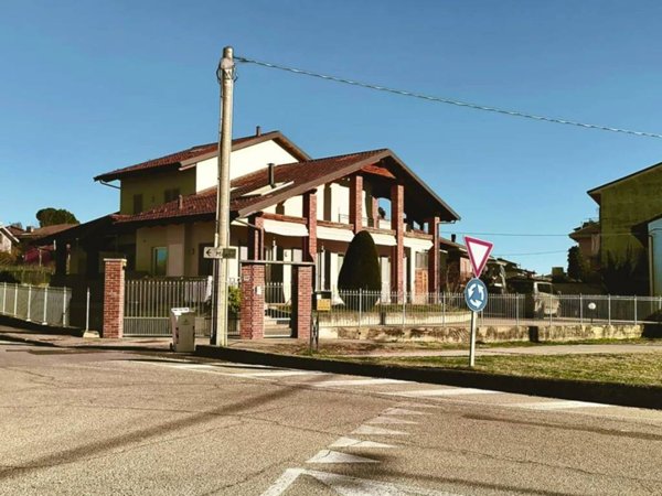 appartamento in vendita a Montà