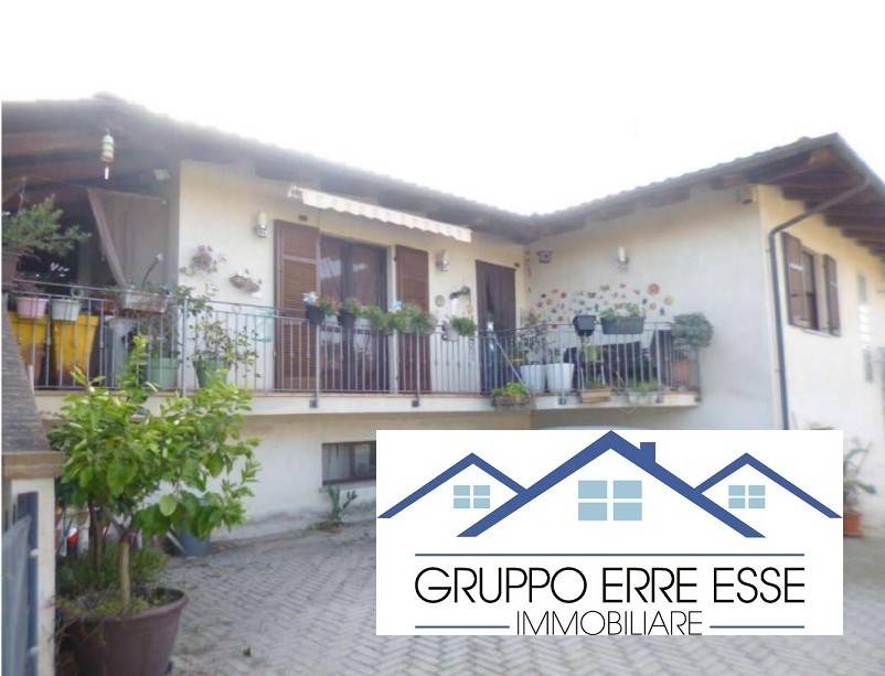 casa indipendente in vendita a Montà