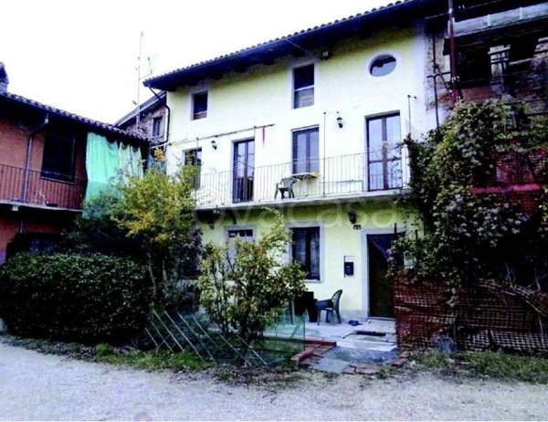 casa semindipendente in vendita a Montà