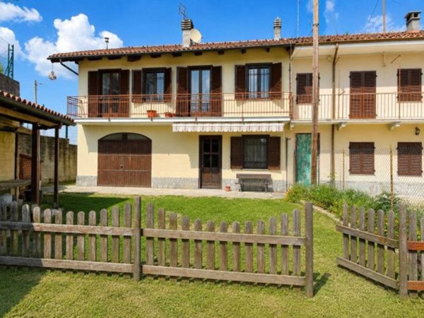 casa indipendente in vendita a Montà