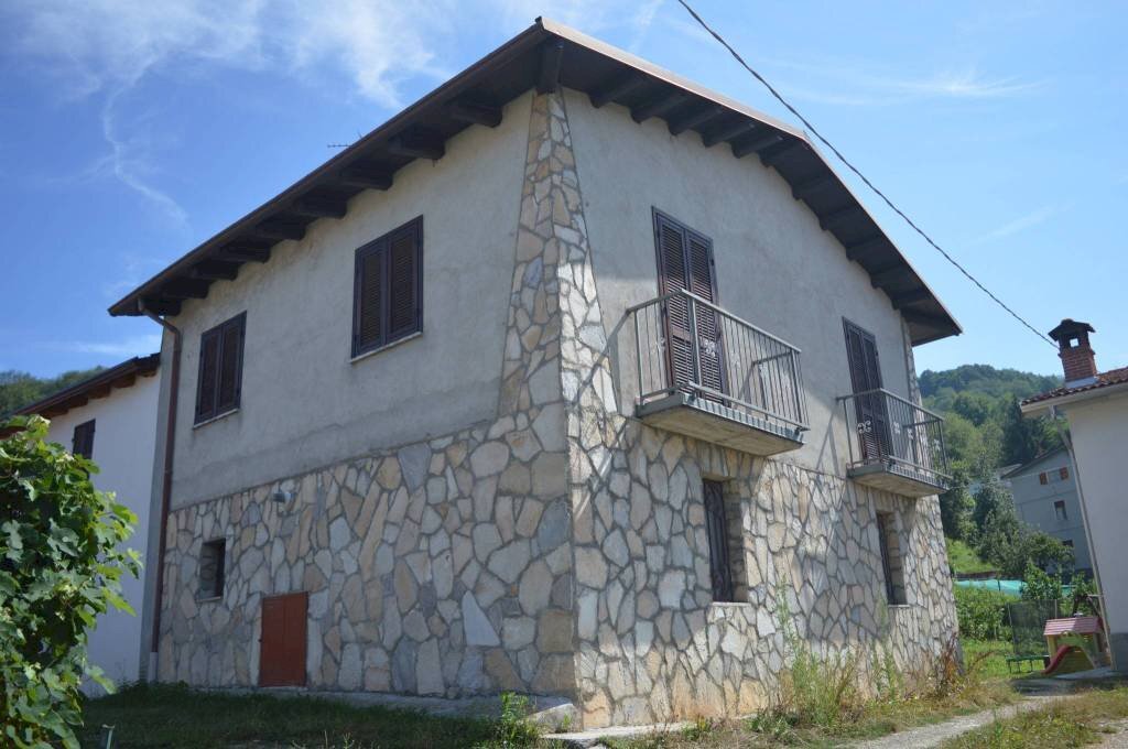 casa indipendente in vendita a Montaldo di Mondovì