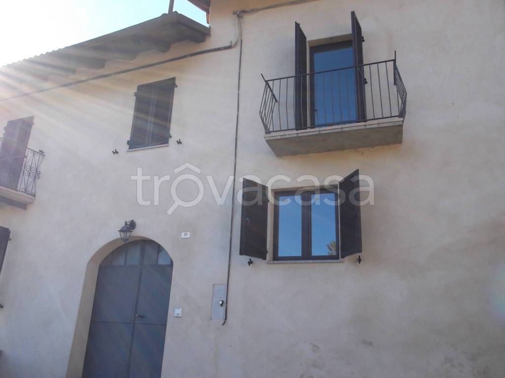 casa indipendente in vendita a Montaldo di Mondovì