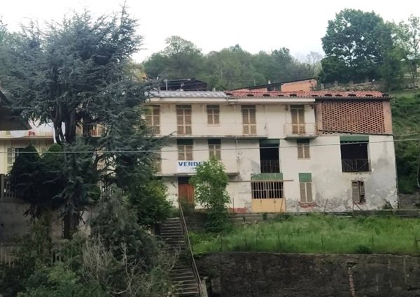 locale di sgombero in vendita a Montaldo di Mondovì