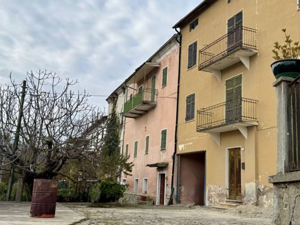 casa indipendente in vendita a Montaldo di Mondovì