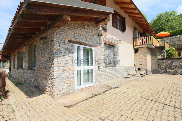 casa indipendente in vendita a Montaldo di Mondovì