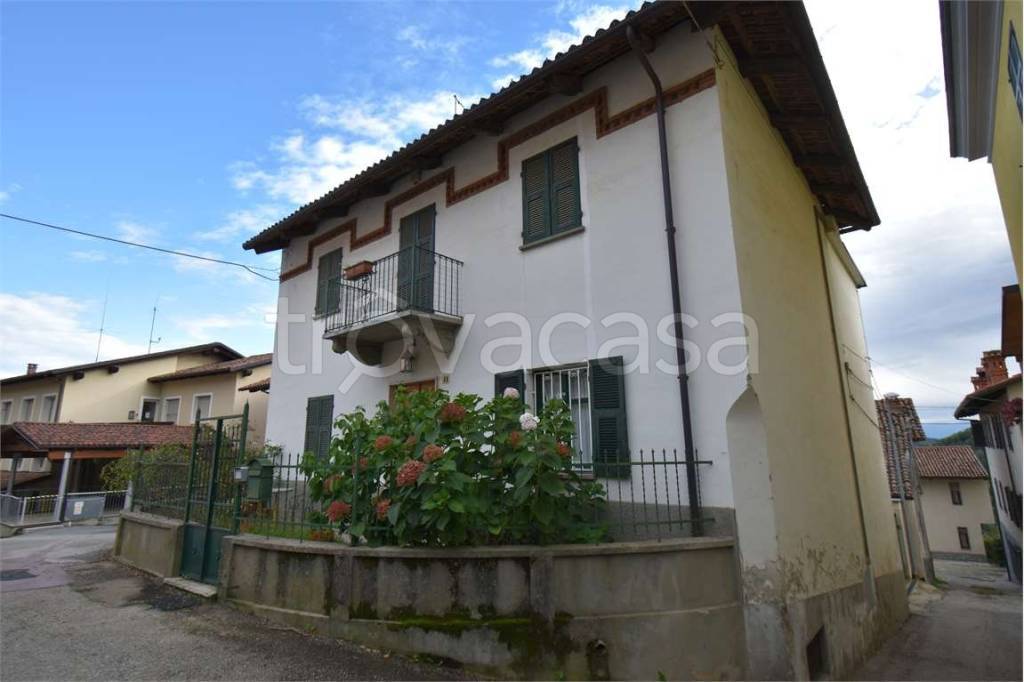 casa indipendente in vendita a Montaldo Roero