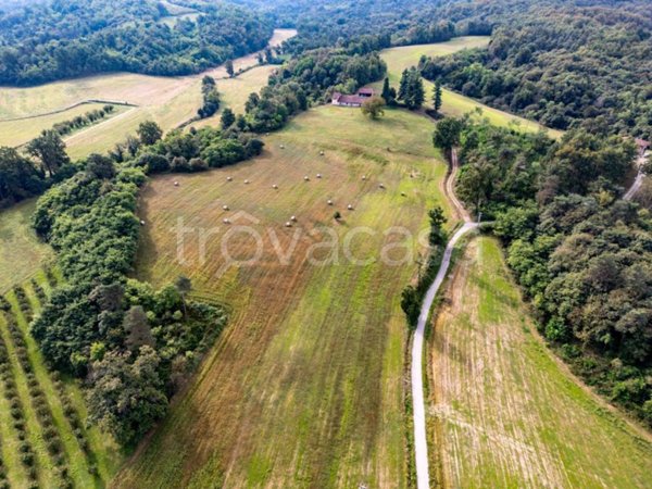 casale in vendita a Montaldo Roero