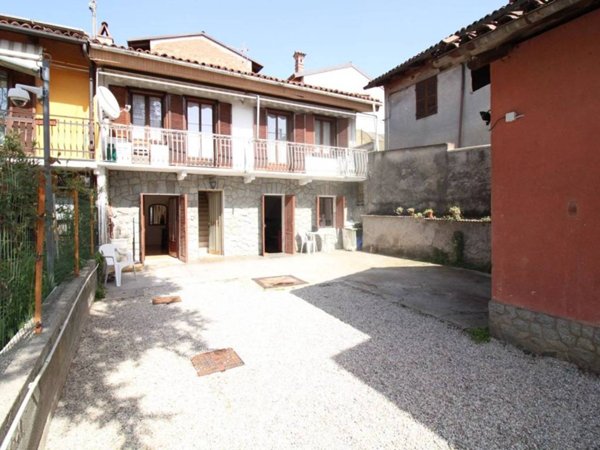casa semindipendente in vendita a Montaldo Roero