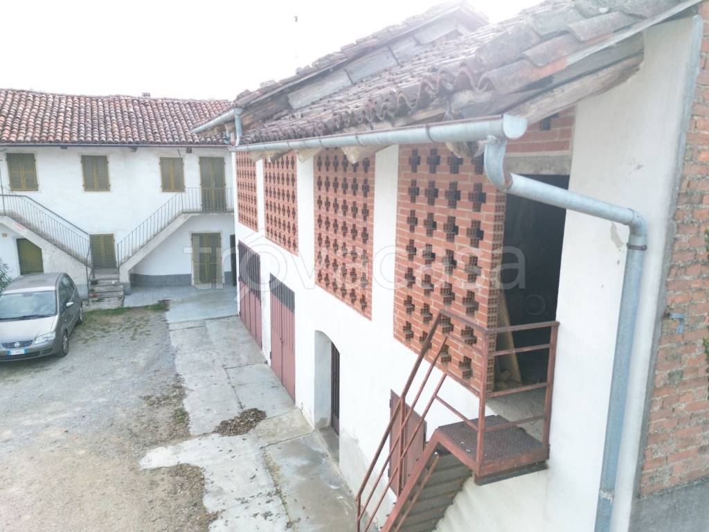 casa indipendente in vendita a Montaldo Roero