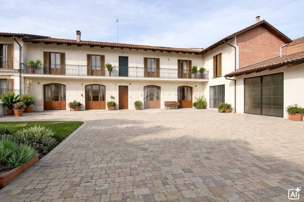 casa indipendente in vendita a Montaldo Roero