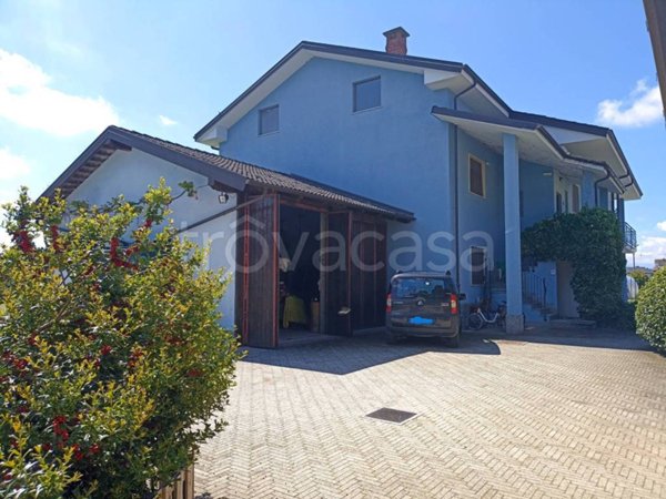 casa indipendente in vendita a Montanera