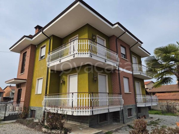 casa indipendente in vendita a Montanera