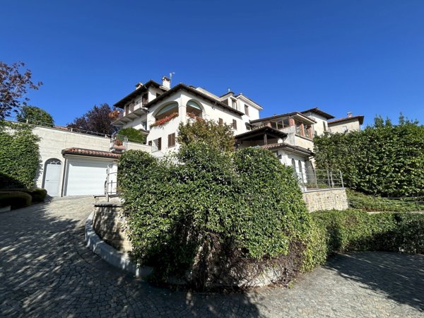 casa indipendente in vendita a Montelupo Albese