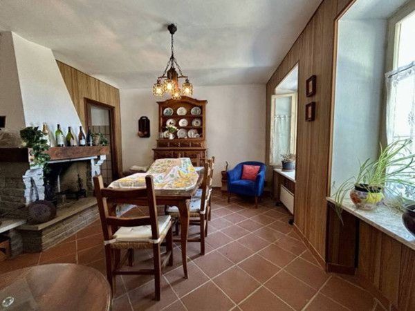 casa indipendente in vendita a Montelupo Albese