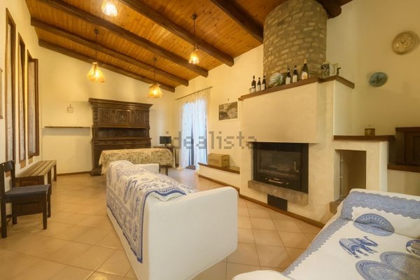 casa indipendente in vendita a Montelupo Albese