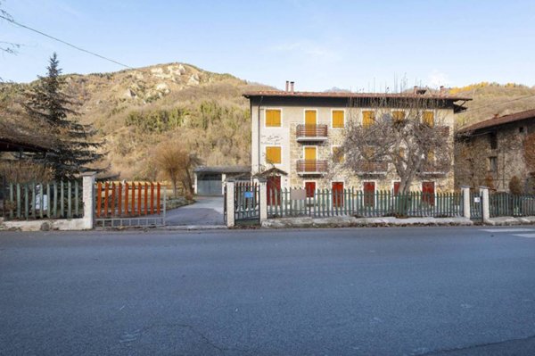 casa indipendente in vendita a Monterosso Grana