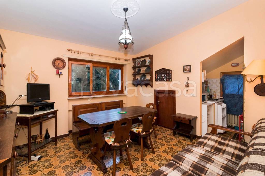 appartamento in vendita a Monterosso Grana