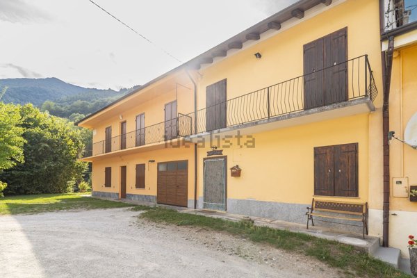 casa indipendente in vendita a Monterosso Grana