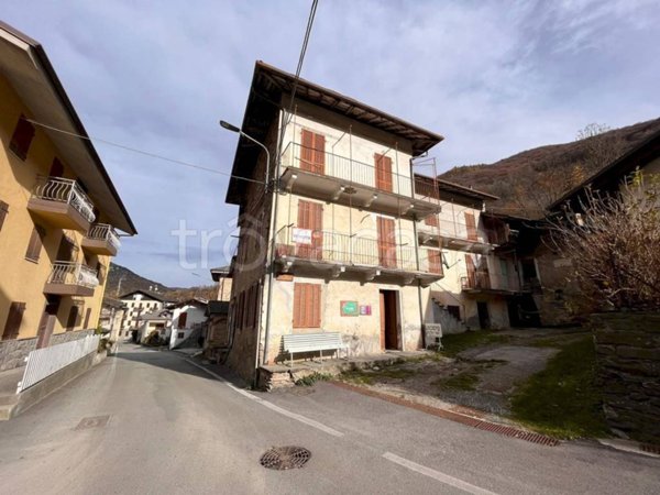 casa indipendente in vendita a Monterosso Grana