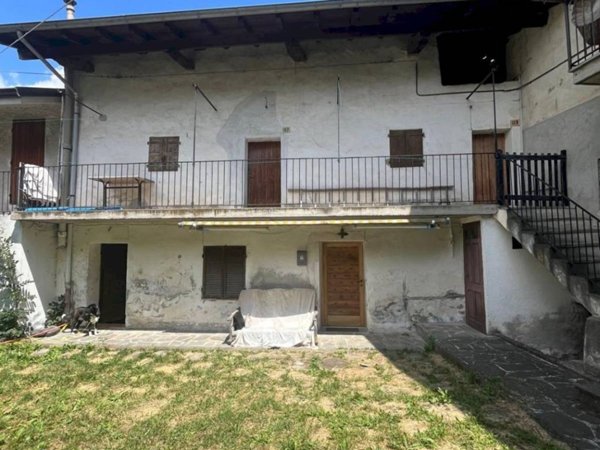casa indipendente in vendita a Monterosso Grana