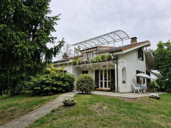 casa indipendente in vendita a Monteu Roero