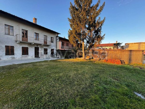 casa indipendente in vendita a Monteu Roero
