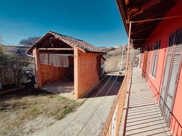 casa indipendente in vendita a Monteu Roero
