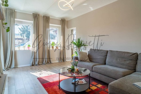 casa indipendente in vendita a Monteu Roero