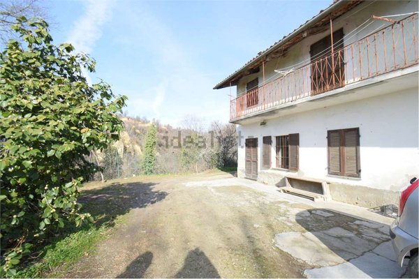 casa indipendente in vendita a Monteu Roero