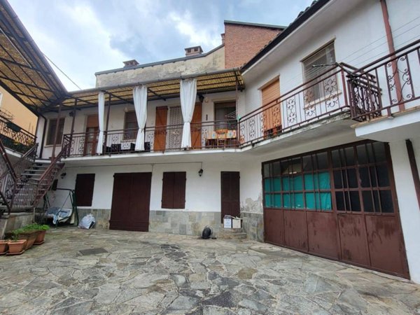 casa indipendente in vendita a Monteu Roero