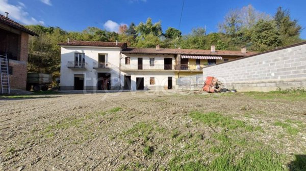 casale in vendita a Monteu Roero