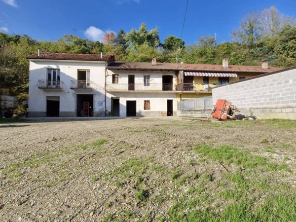 casale in vendita a Monteu Roero