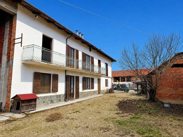 casa indipendente in vendita a Monteu Roero