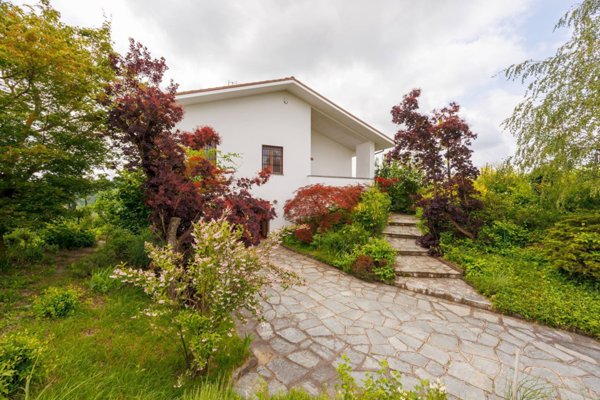 casa indipendente in vendita a Monteu Roero