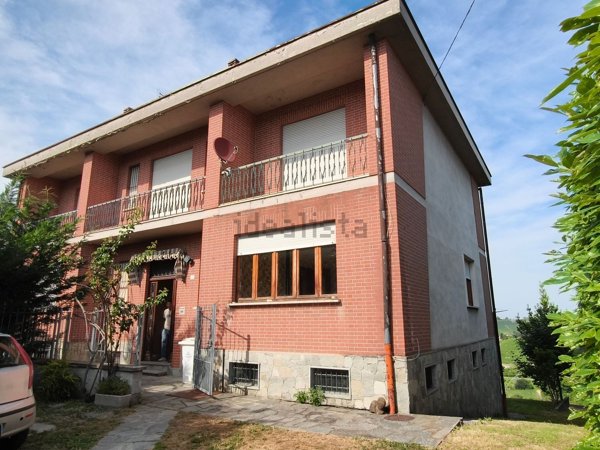 casa indipendente in vendita a Monteu Roero