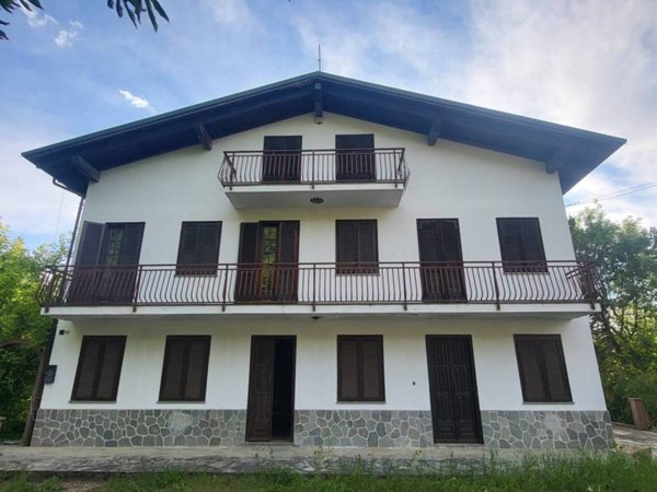 casa indipendente in vendita a Monteu Roero