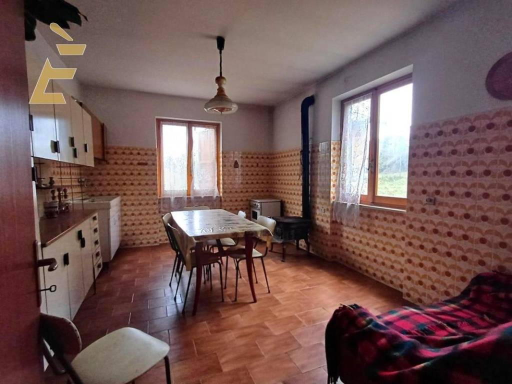 casa indipendente in vendita a Montezemolo