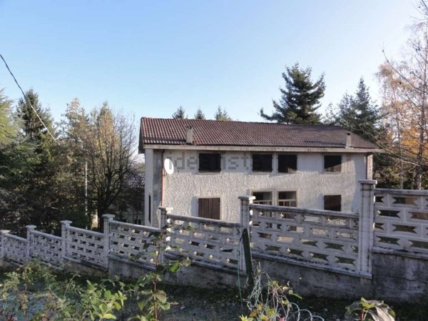casa indipendente in vendita a Montezemolo
