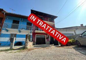 casa indipendente in vendita a Monticello d'Alba