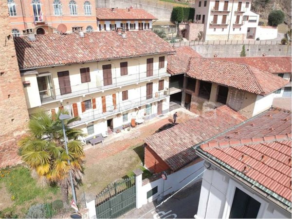 casa indipendente in vendita a Monticello d'Alba