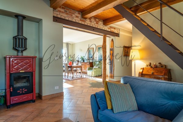 casa indipendente in vendita a Monticello d'Alba