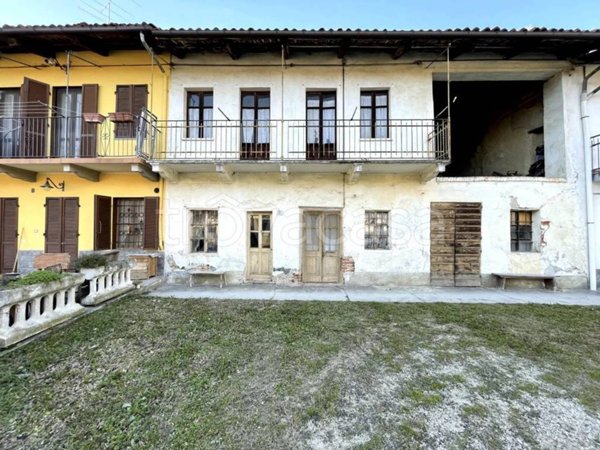 casa indipendente in vendita a Monticello d'Alba