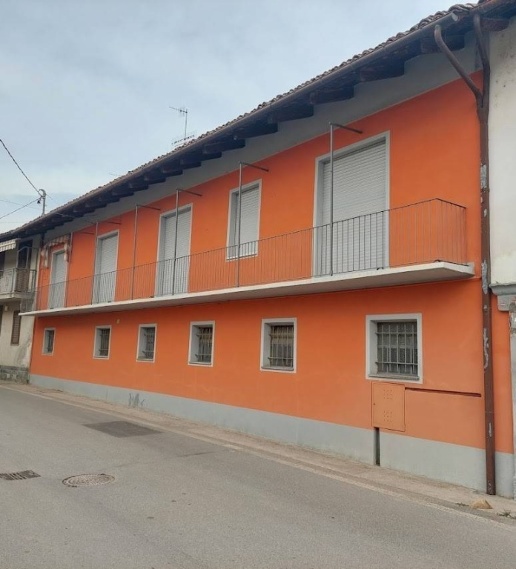 casa indipendente in vendita a Monticello d'Alba