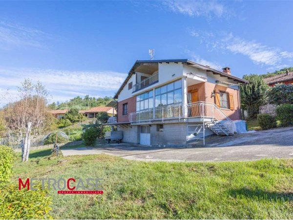 casa indipendente in vendita a Monticello d'Alba