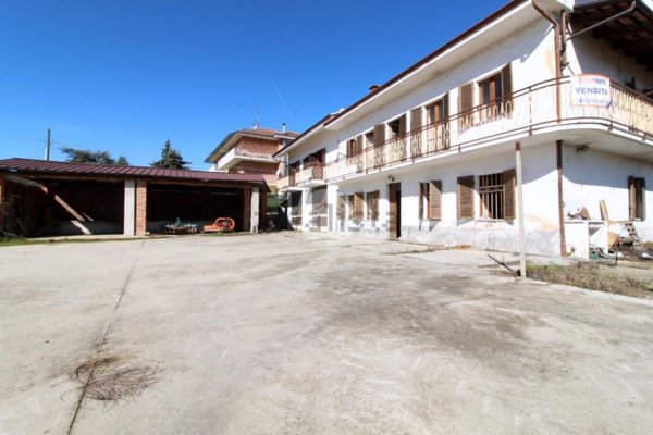 casa indipendente in vendita a Monticello d'Alba