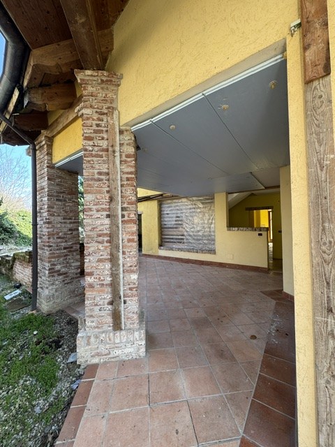 appartamento in vendita a Monticello d'Alba