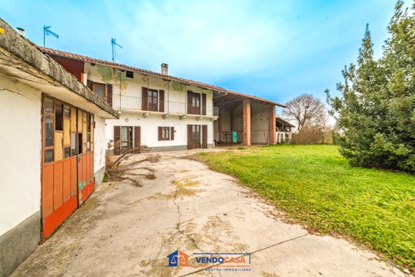 casa indipendente in vendita a Moretta in zona Brasse