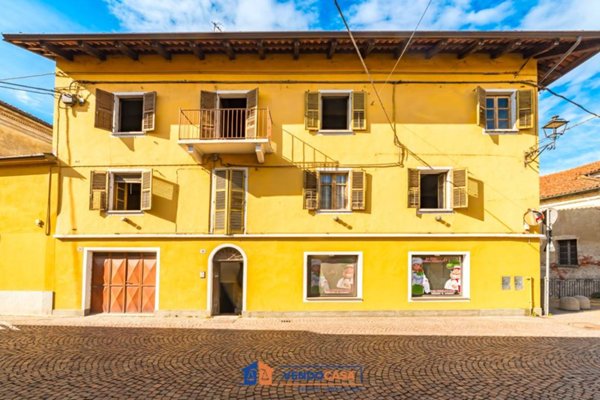 casa indipendente in vendita a Moretta