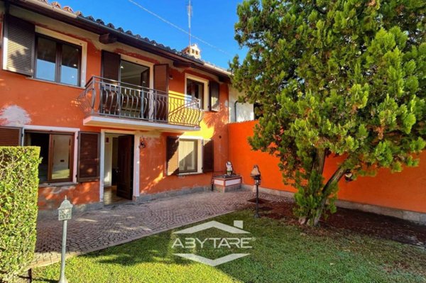 casa indipendente in vendita a Moretta