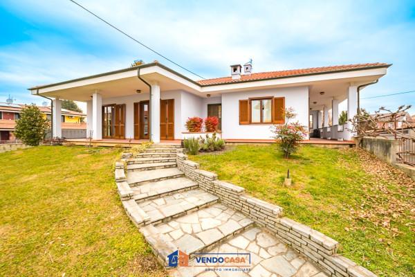 casa indipendente in vendita a Moretta